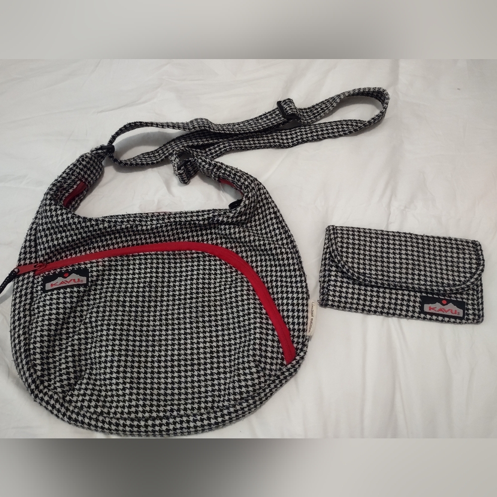 Kavu Houndstooth Crossbody Bag and Wallet Set - Limited Edition